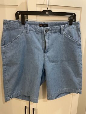 Lee Light Blue Chambray Shorts Size 14